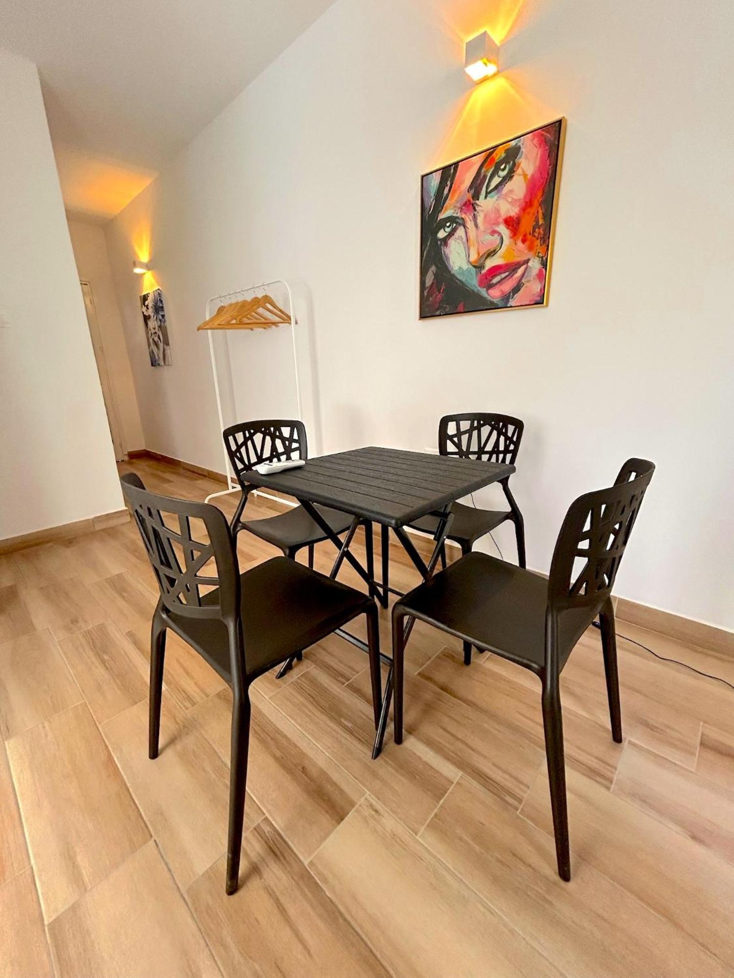 Queen Regina Suites By Platform 357 Nicosia Eksteriør billede