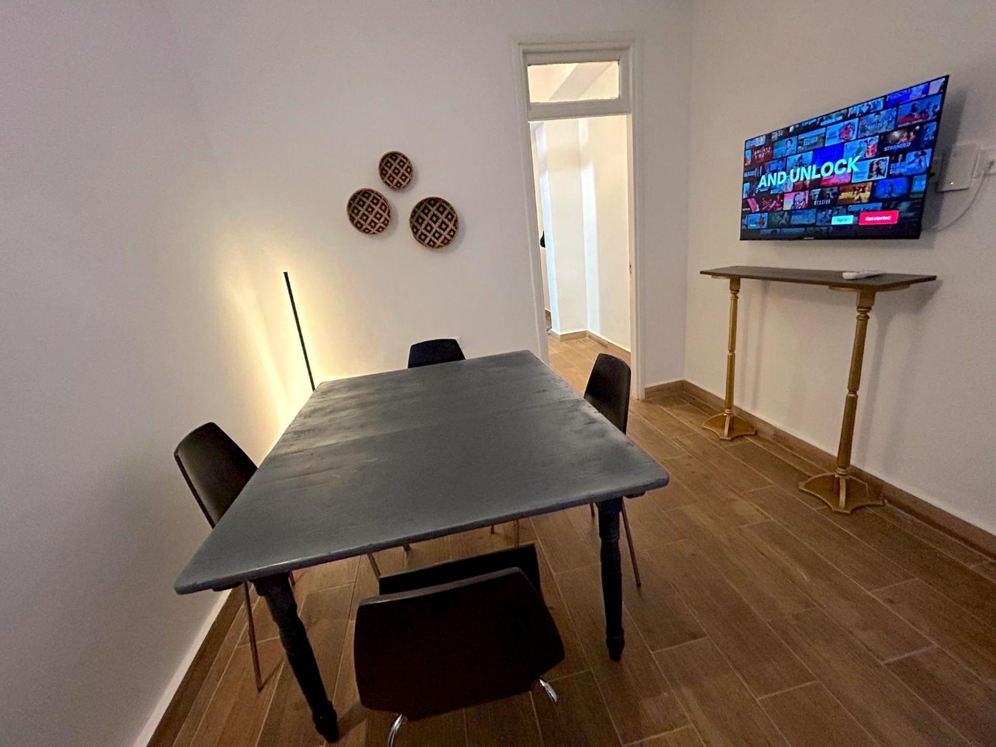 Queen Regina Suites By Platform 357 Nicosia Eksteriør billede
