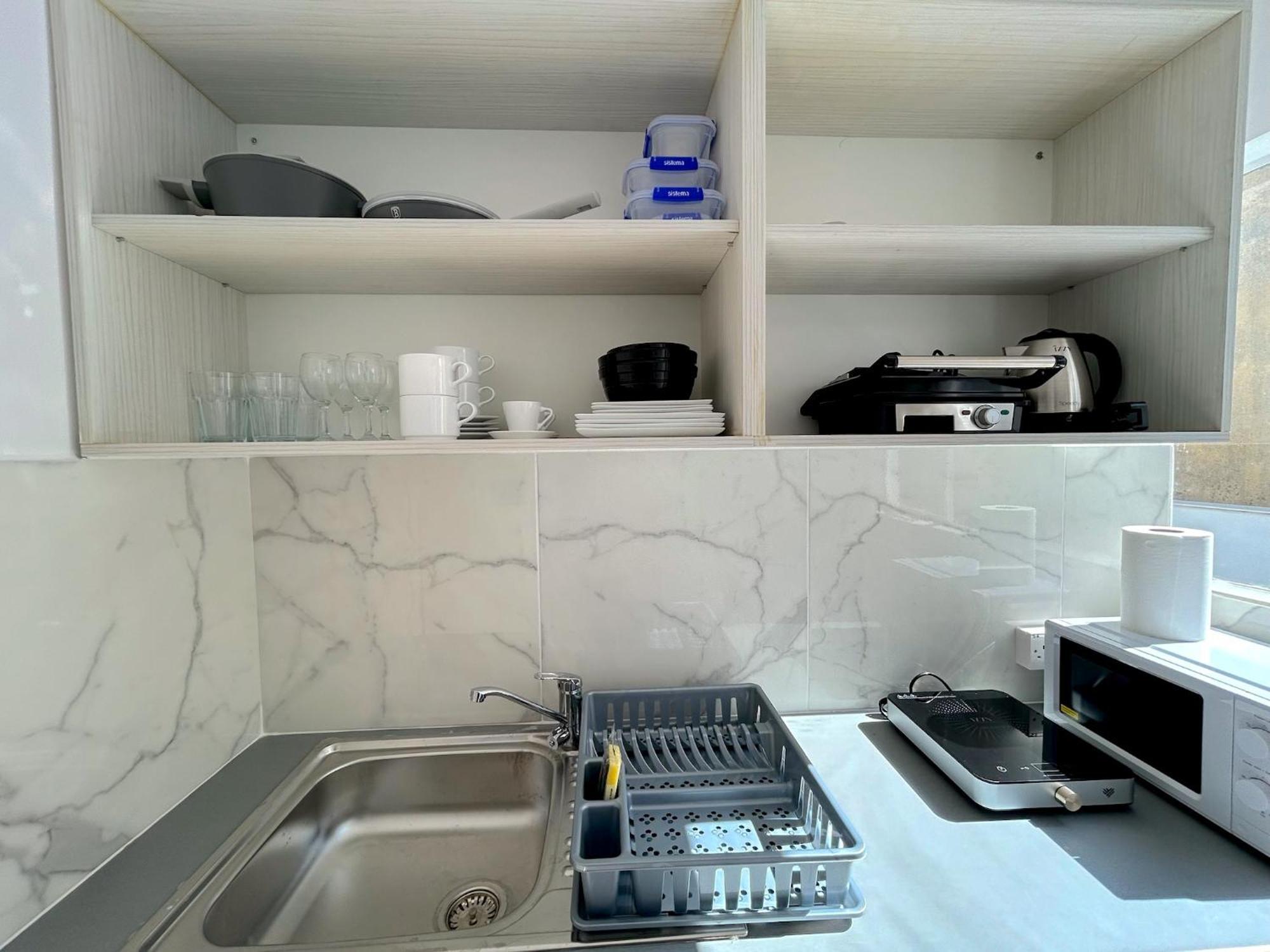 Queen Regina Suites By Platform 357 Nicosia Eksteriør billede