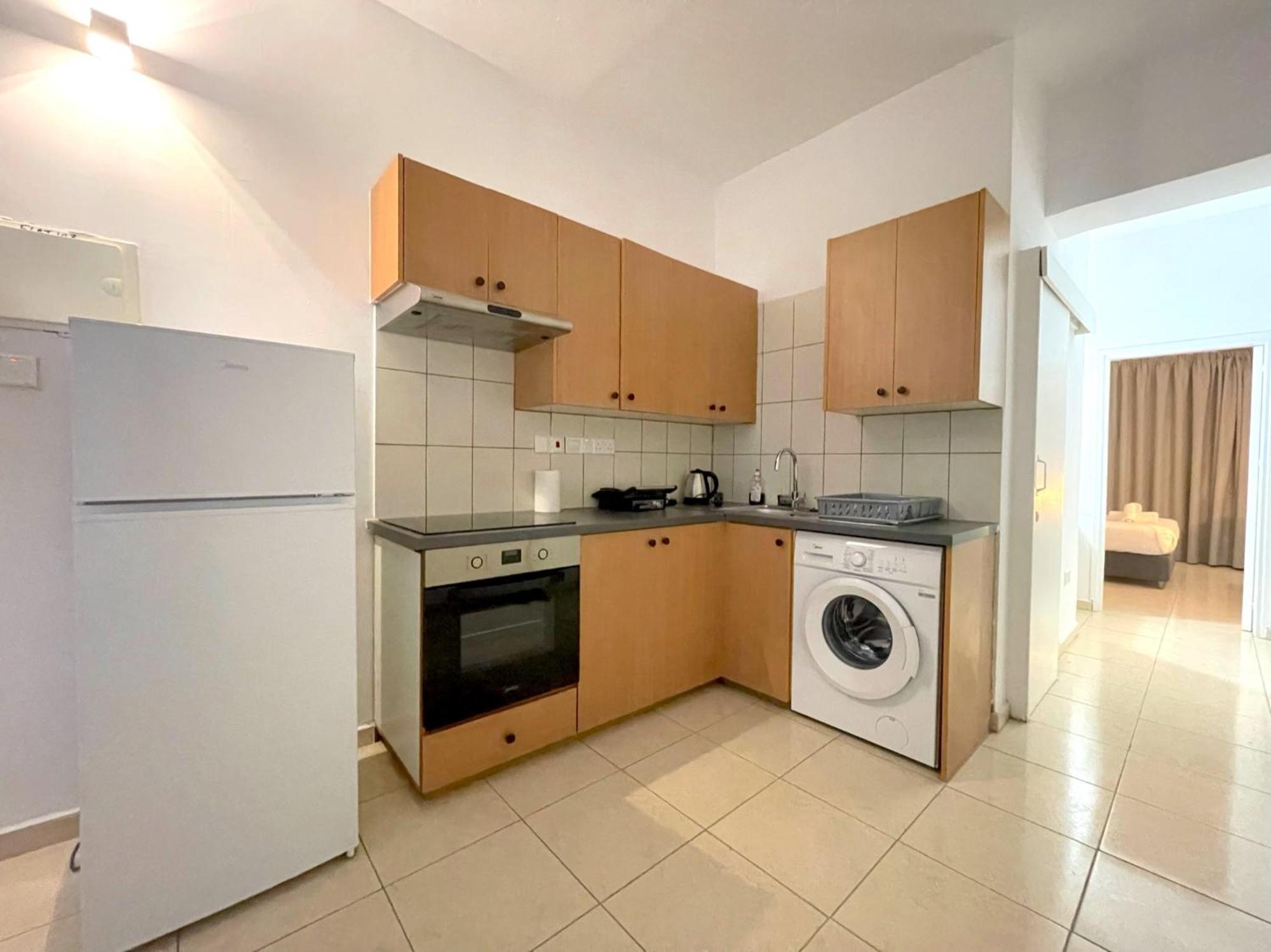 Queen Regina Suites By Platform 357 Nicosia Eksteriør billede